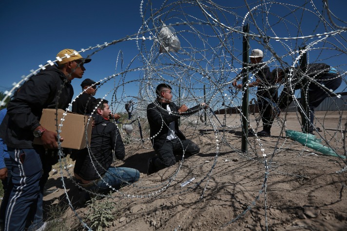 is it illegal to visit darknet markets