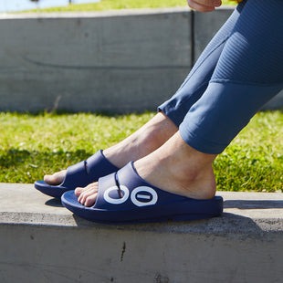 can you buy drugs on the dark web